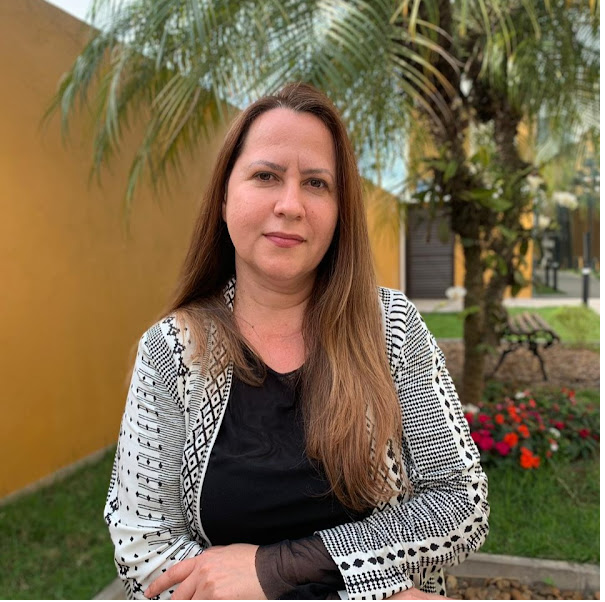 Criadora da Calculadora da Coerência